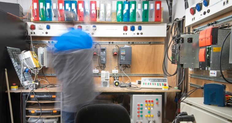 DES VALEURS Réparation électronique - LVH Électronique